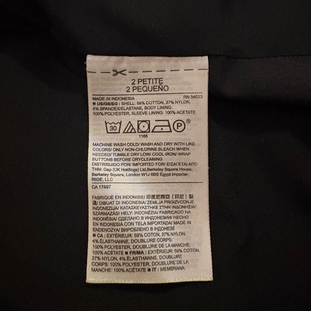 Banana Republic Classic Black Blazer - Picture 10 of 15